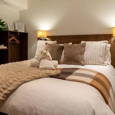 펜션 Cropton At Galtres Retreat 피커링
